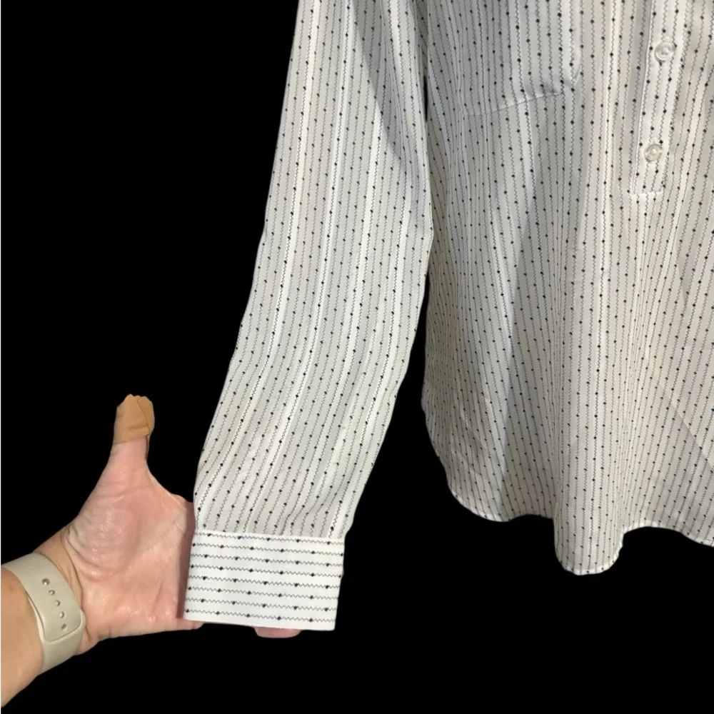 ❤️ANN TAYLOR PRISTINE PERFECT for OFFICE/CAREER BLOUSE SMALL #V - Picture 5 of 7